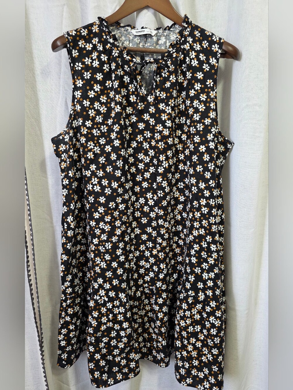 Sonoma Black Sleeveless Mini Dress with White & Tan Floral Print